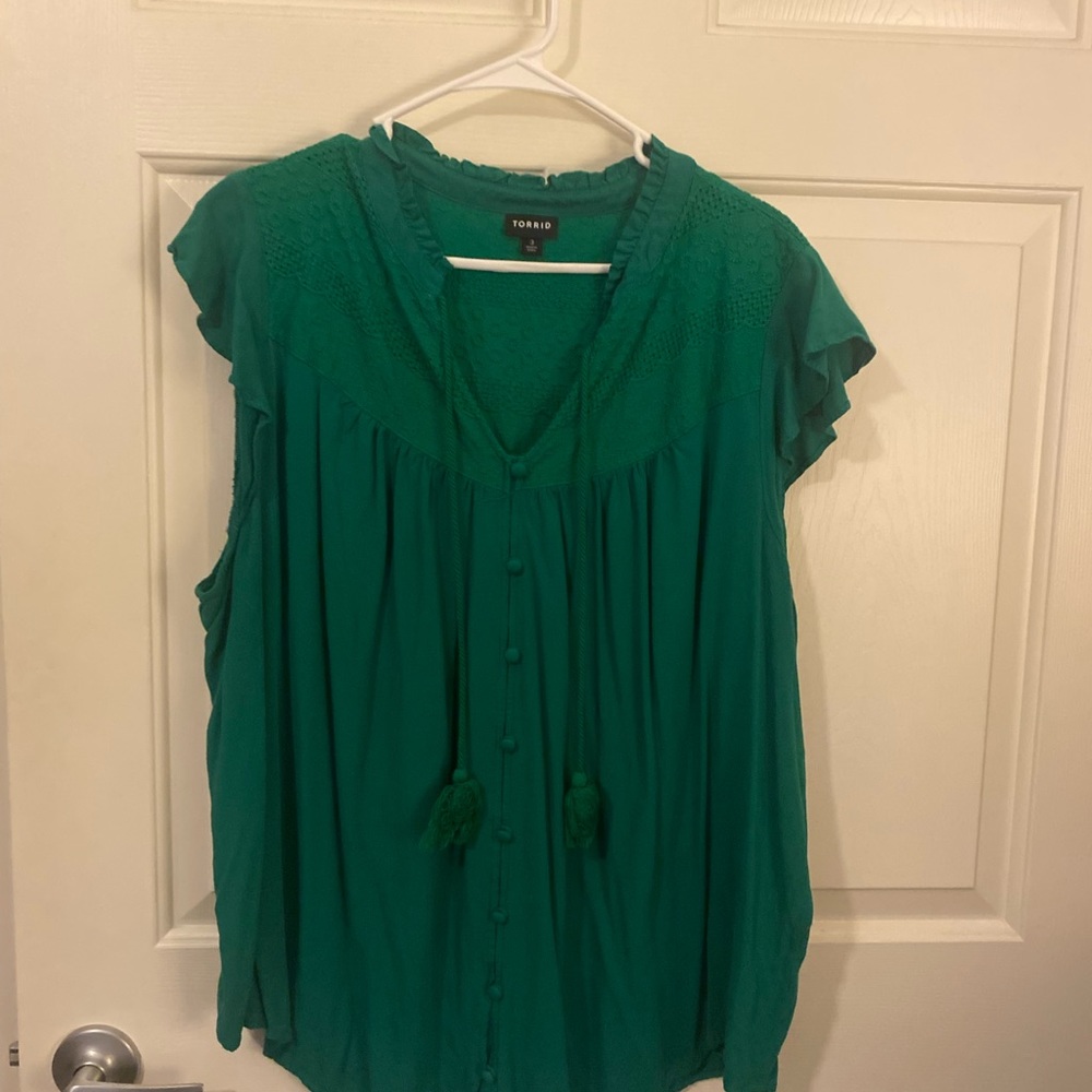 Torrid emerald green top! So cute!!!!